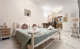 Corfu Airport Sweet Studio